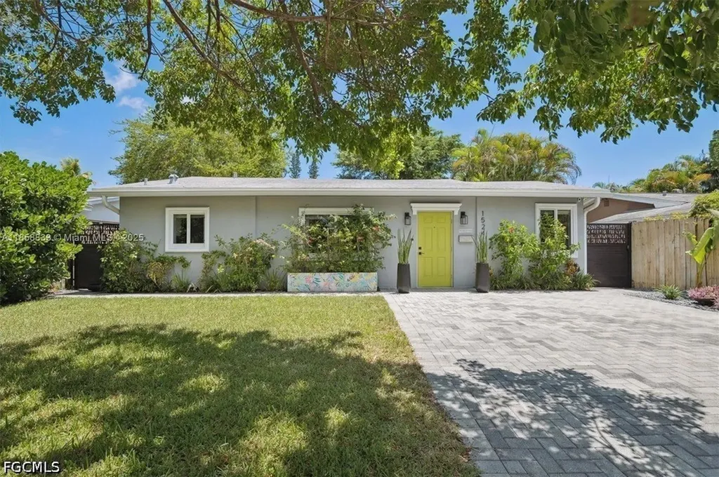 1524 NW 4th Avenue Fort Lauderdale FL 33311
