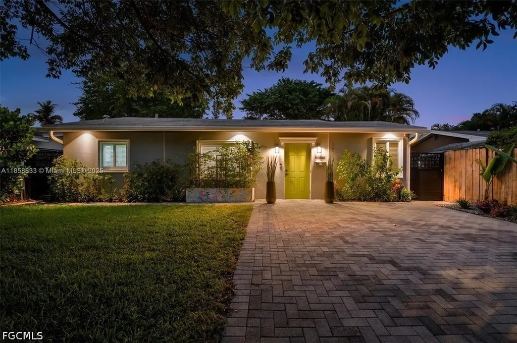 1524 NW 4th Avenue Fort Lauderdale FL 33311