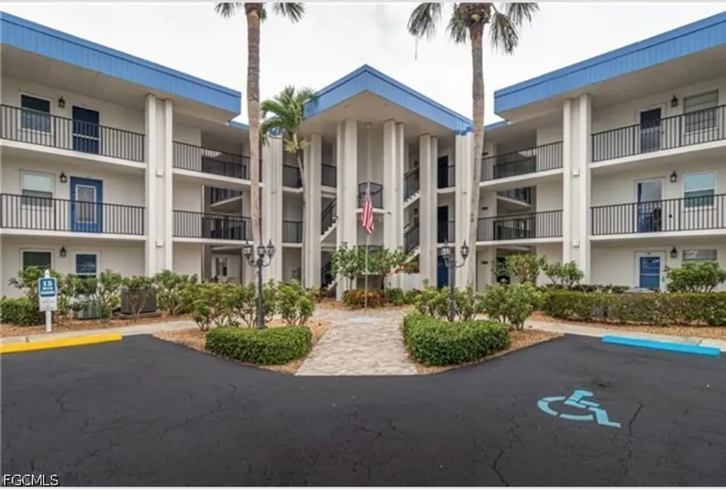 1828 Pine Valley Drive Fort Myers FL 33907