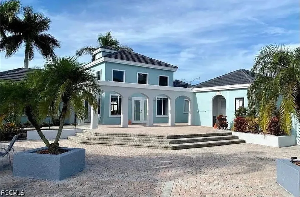 13545 Eagle Ridge Drive Fort Myers FL 33912