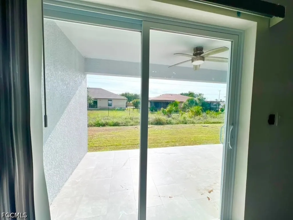 4622 SW 7th Place Cape Coral FL 33914
