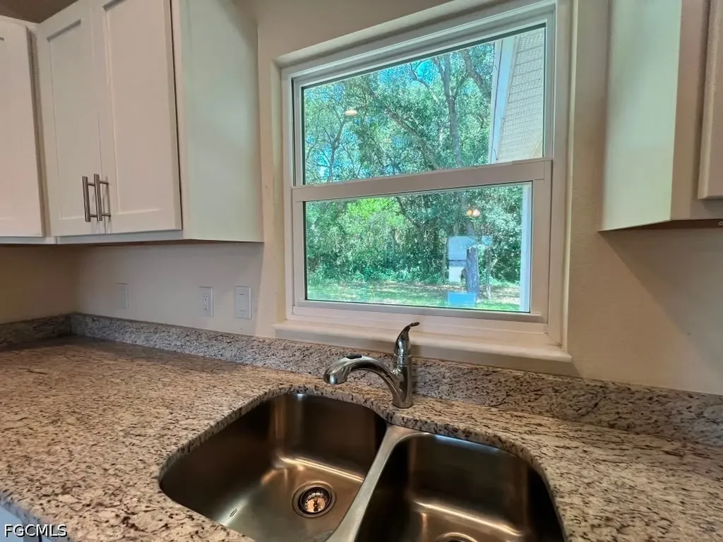 1173 E Benbow Circle Labelle FL 33935