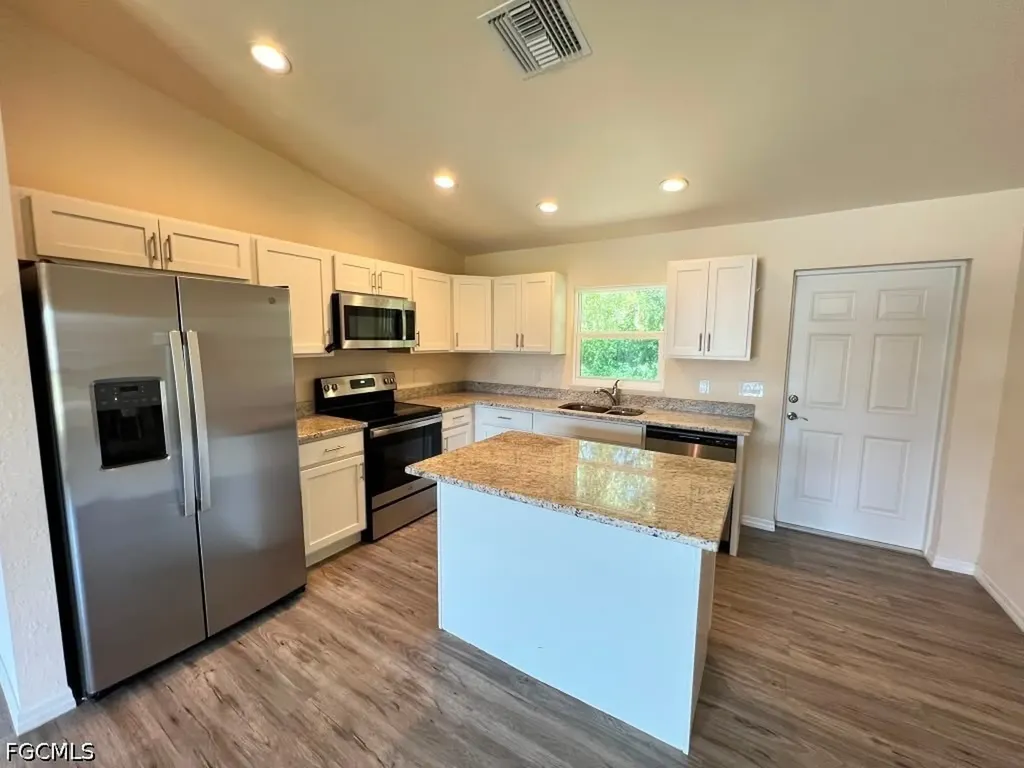1173 E Benbow Circle Labelle FL 33935