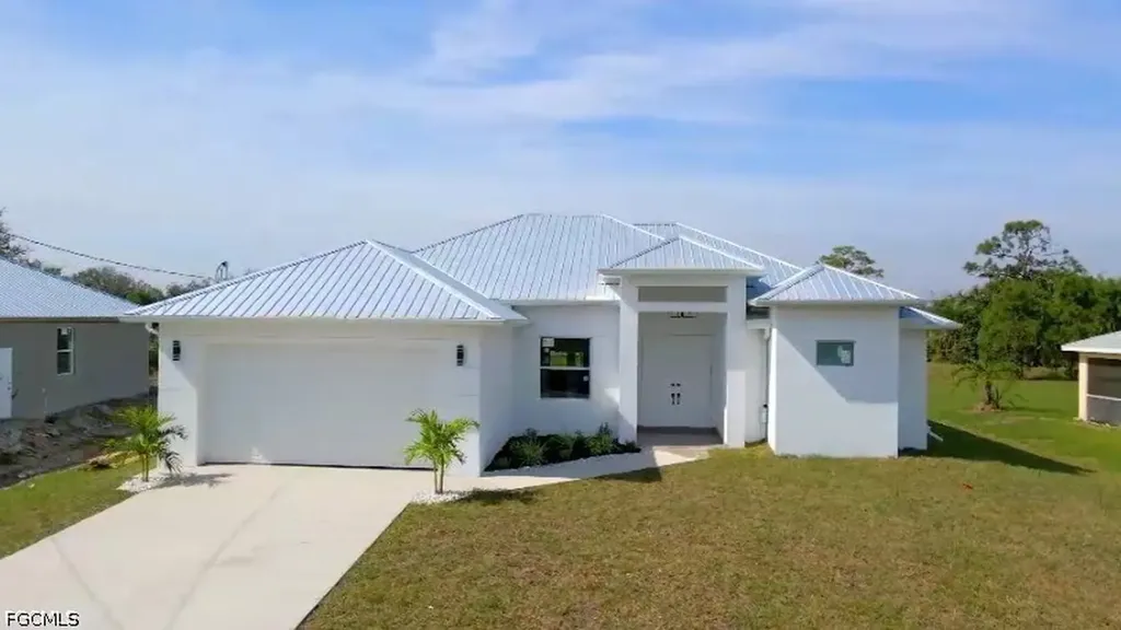 334 Ranch Avenue Lehigh Acres FL 33974