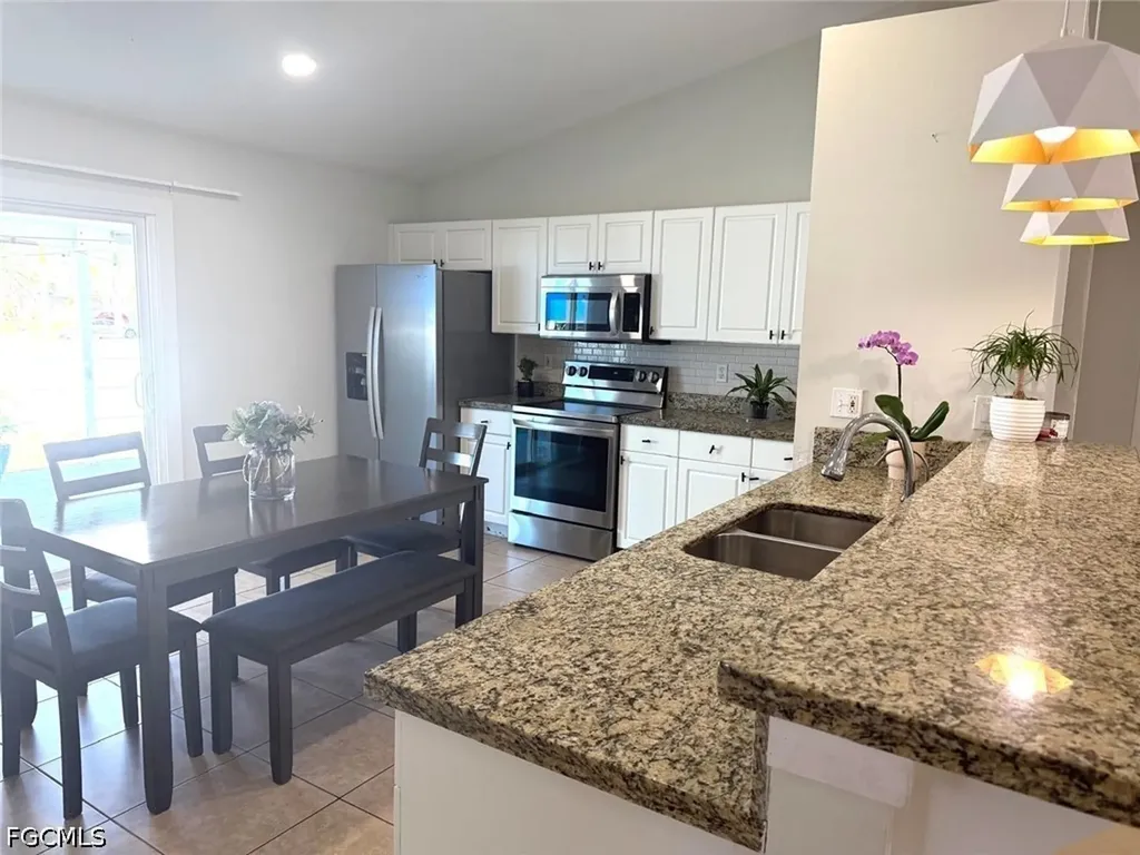 1203 SW 34th Terrace Cape Coral FL 33914