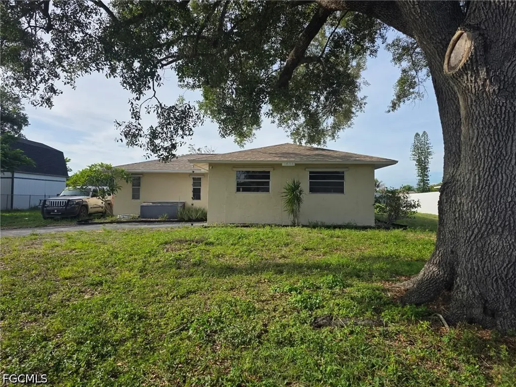 1434 Caywood Circle N Lehigh Acres FL 33936