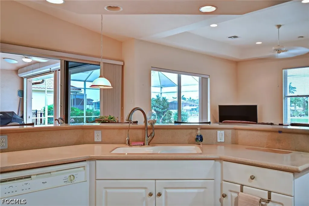 4018 SW 29th Avenue Cape Coral FL 33914