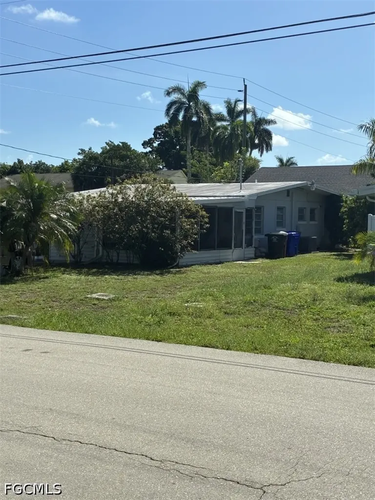 3647 Kelly Street Fort Myers FL 33901