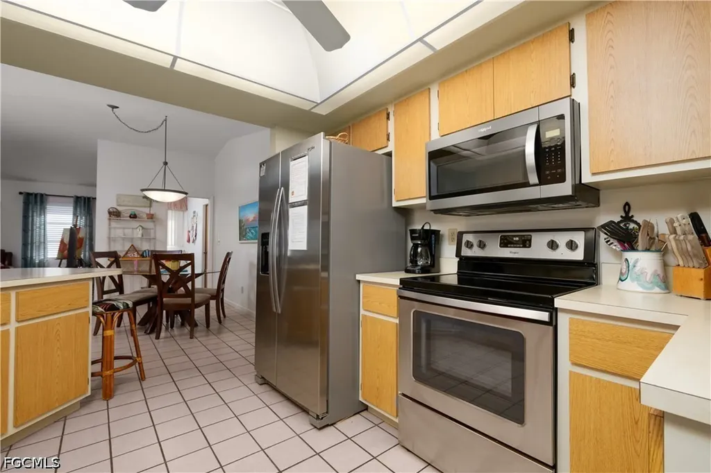 532 SE 33rd Street Cape Coral FL 33904