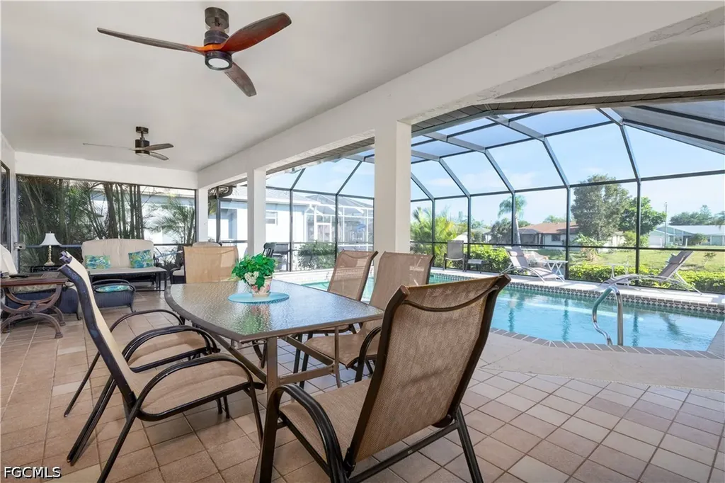 532 SE 33rd Street Cape Coral FL 33904