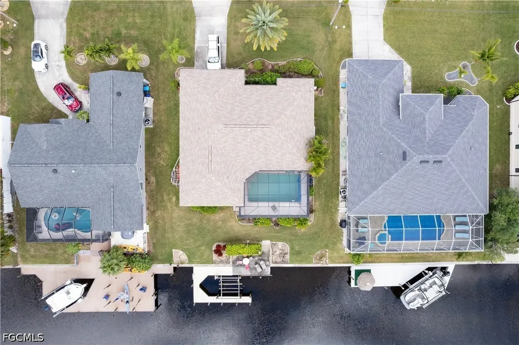 532 SE 33rd Street Cape Coral FL 33904