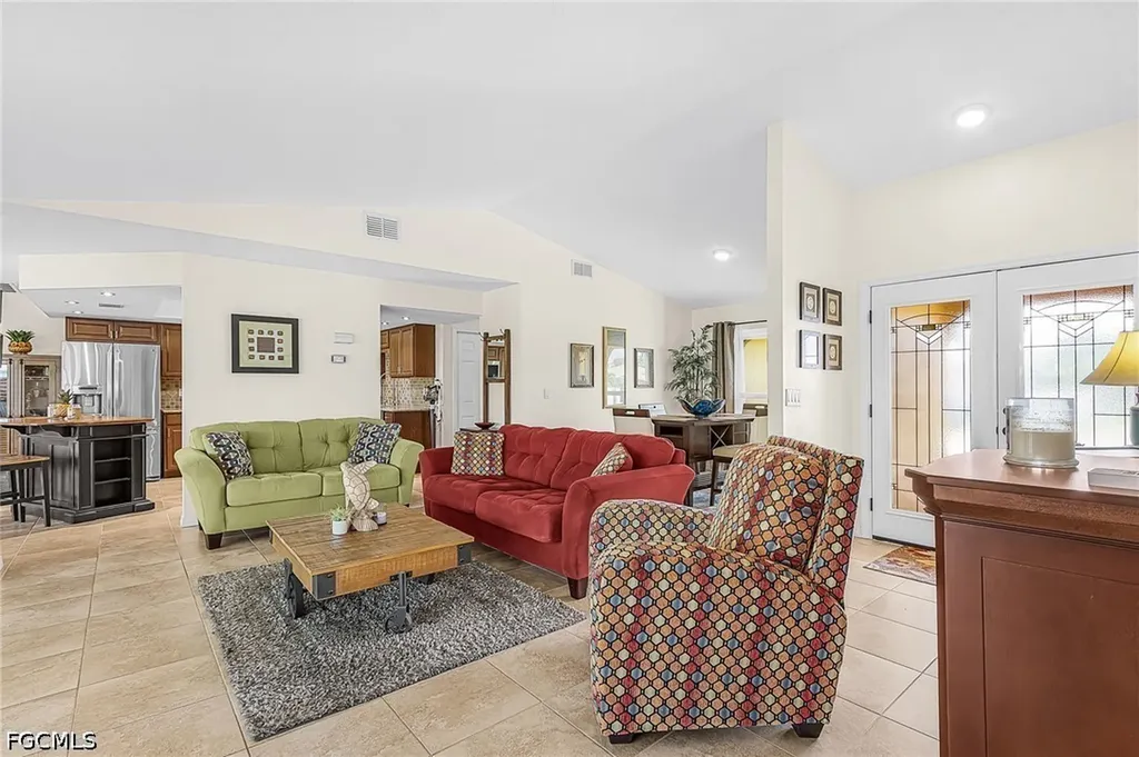 1205 NE 11th Terrace Cape Coral FL 33909