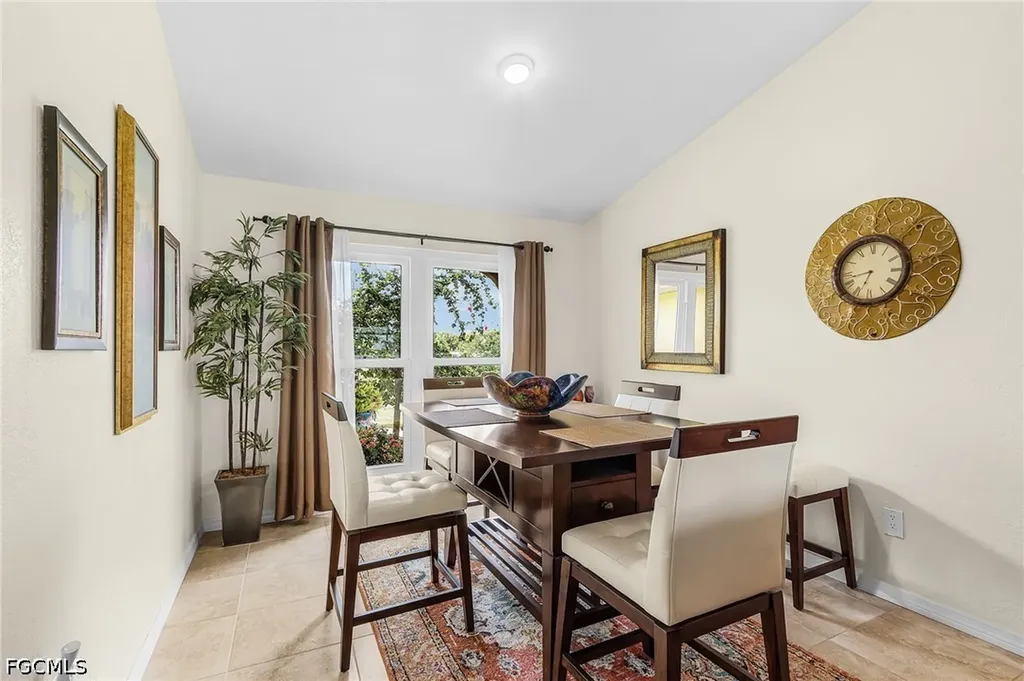 1205 NE 11th Terrace Cape Coral FL 33909