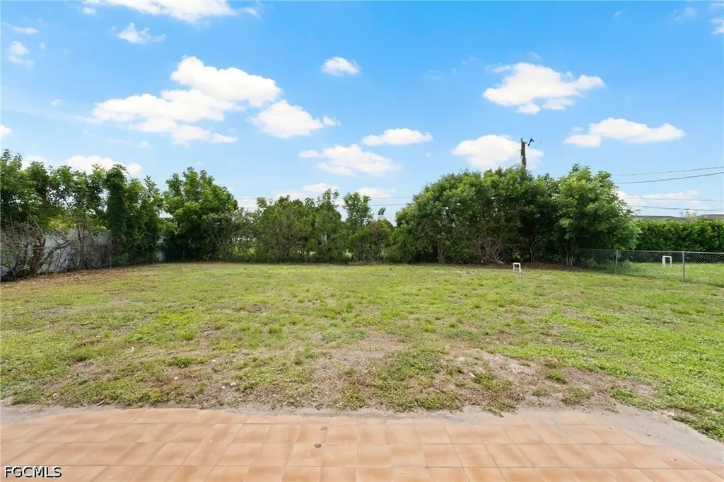 1331 NE 12th Avenue Cape Coral FL 33909
