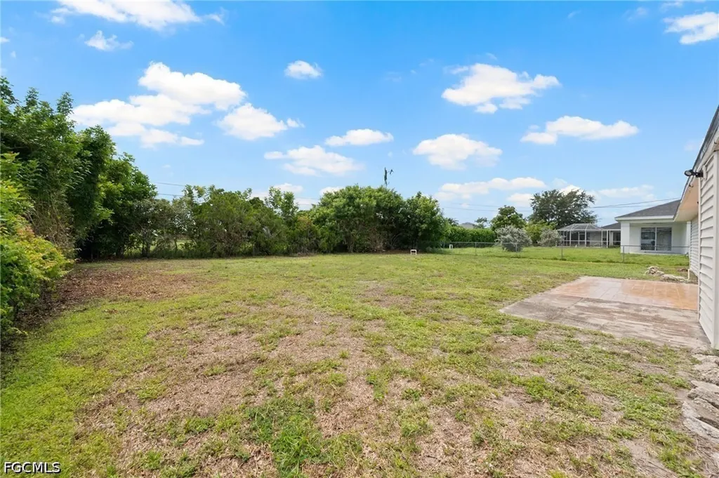 1331 NE 12th Avenue Cape Coral FL 33909