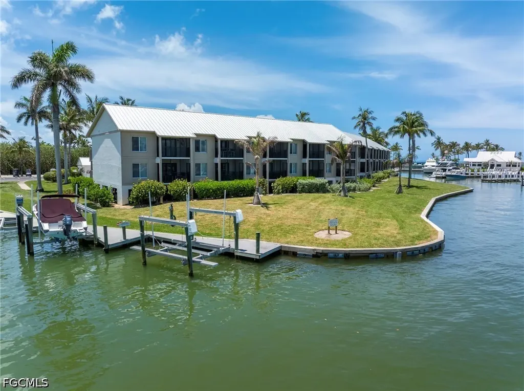 905 Marina Villas Captiva FL 33924