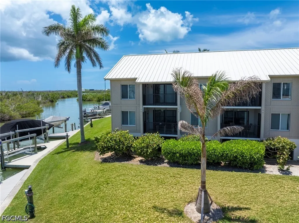 905 Marina Villas Captiva FL 33924