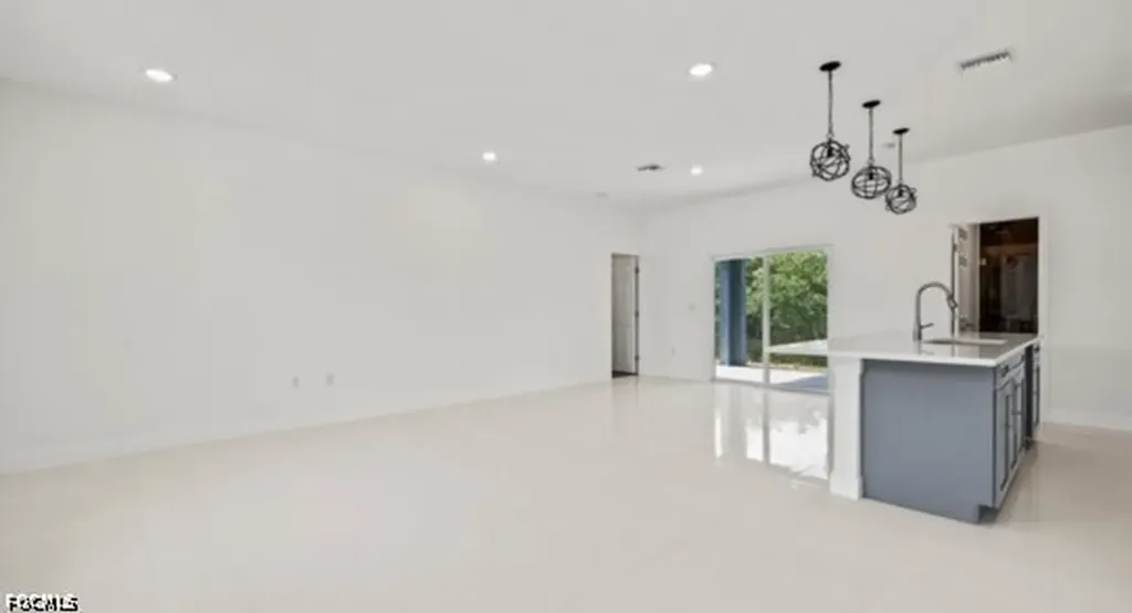 1004 E 10th Street Lehigh Acres FL 33972
