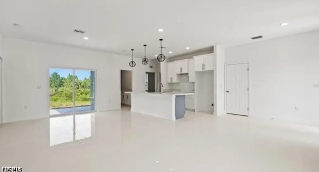 1004 E 10th Street Lehigh Acres FL 33972