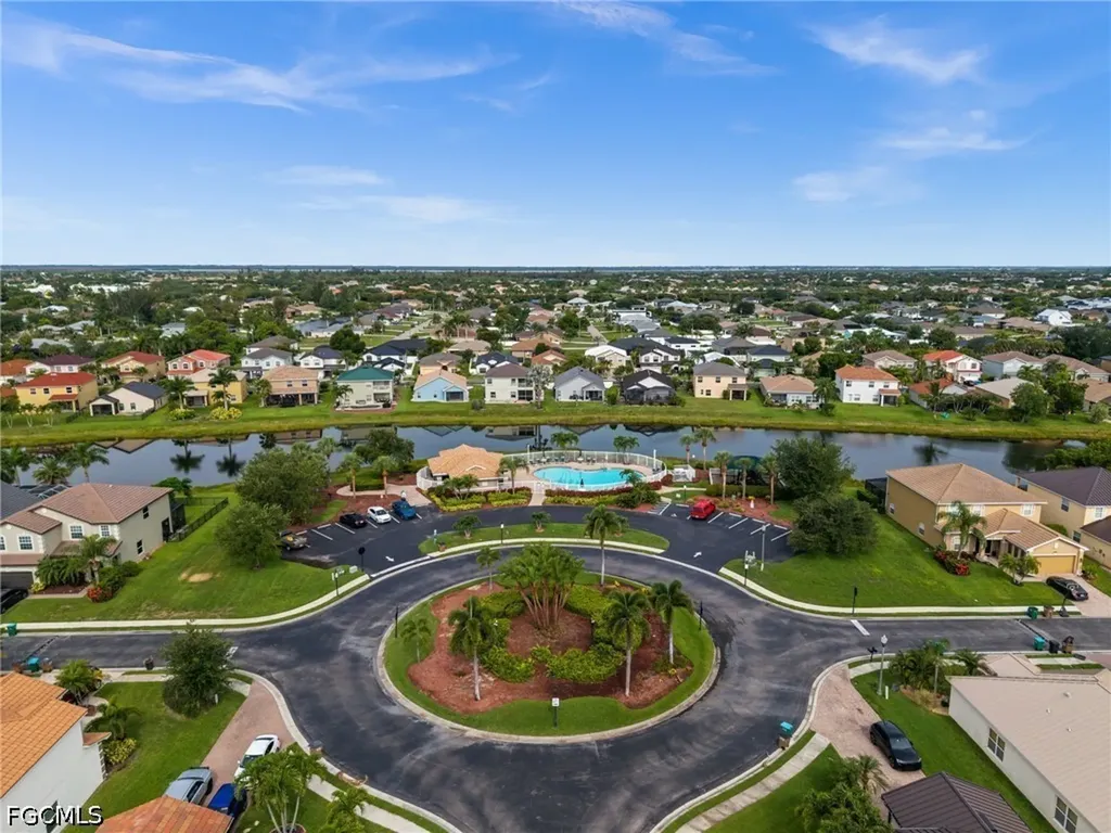 2017 Cape Heather Circle Cape Coral FL 33991