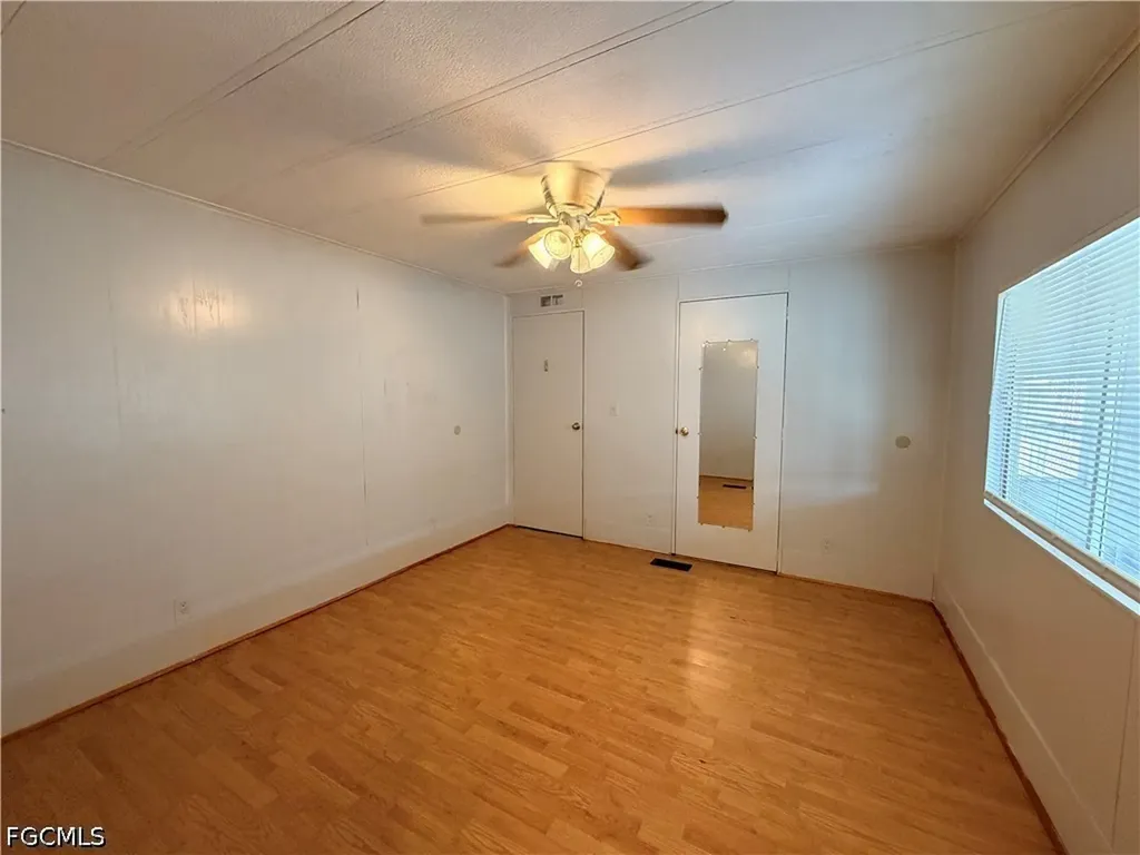 106 Gaslight Avenue North Fort Myers FL 33917