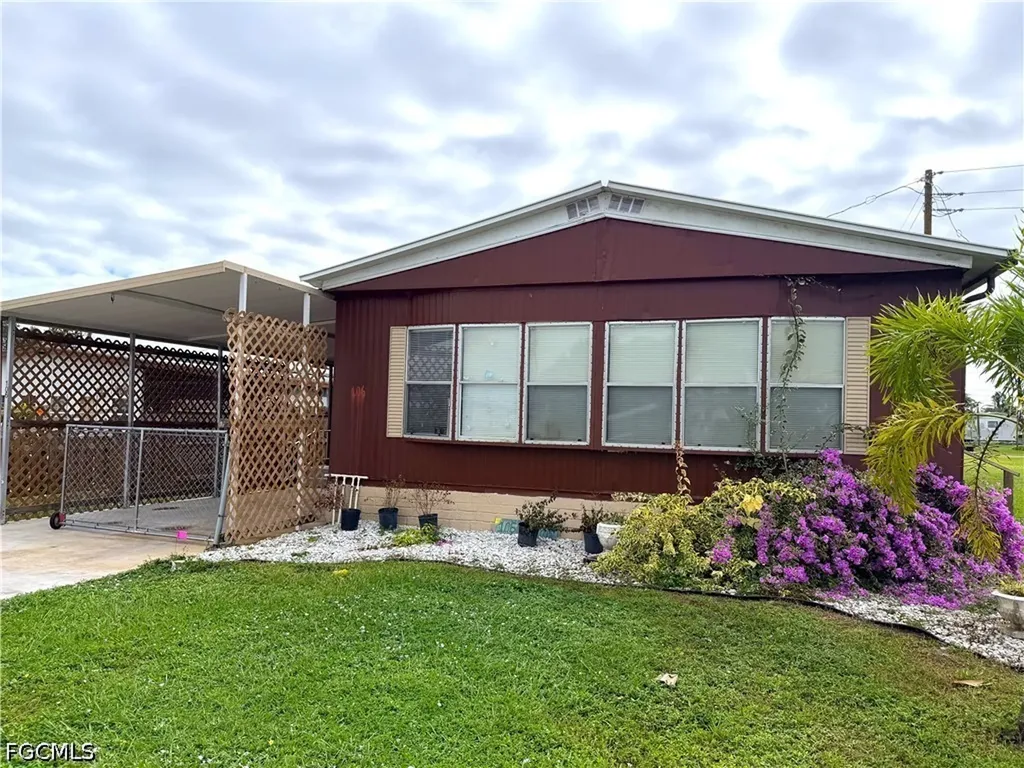 106 Gaslight Avenue North Fort Myers FL 33917