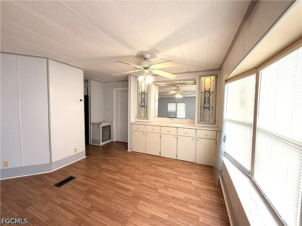 106 Gaslight Avenue North Fort Myers FL 33917