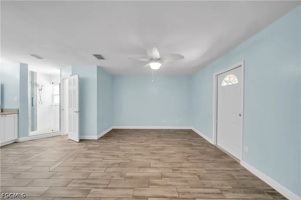 427 SE 19th Terrace Cape Coral FL 33990