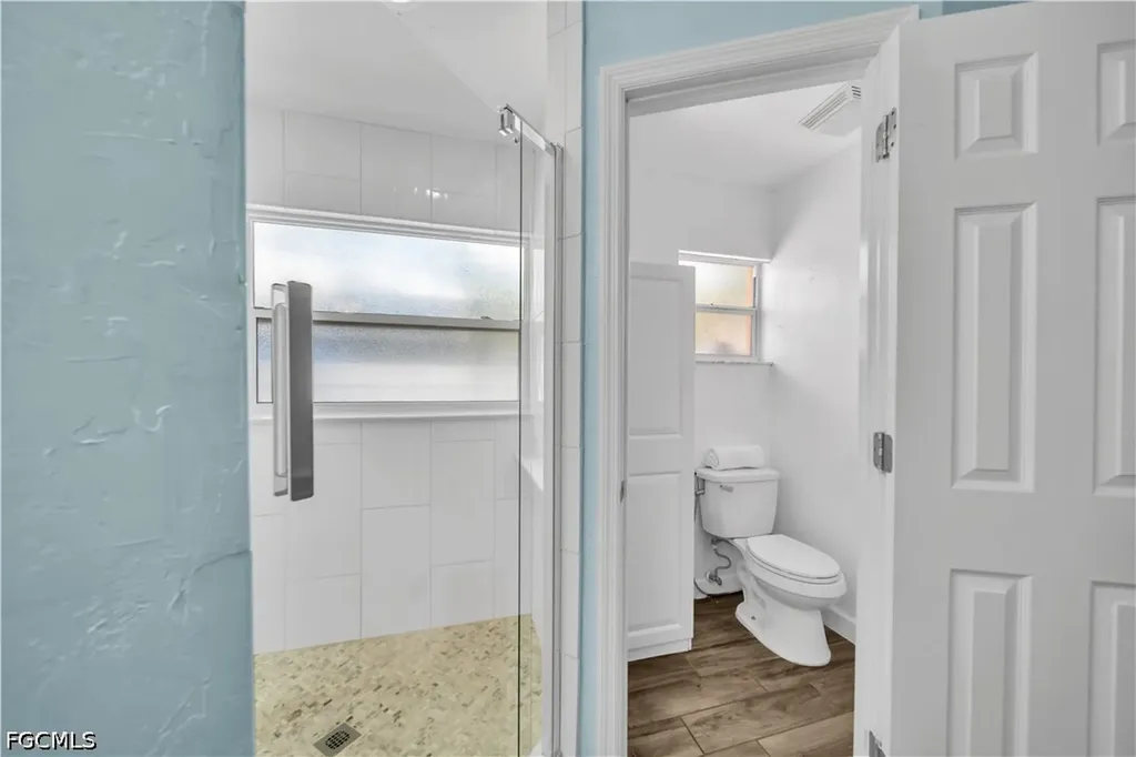 427 SE 19th Terrace Cape Coral FL 33990