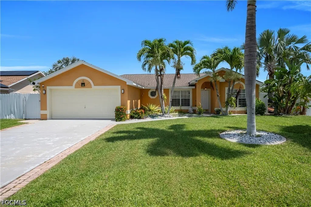 427 SE 19th Terrace Cape Coral FL 33990