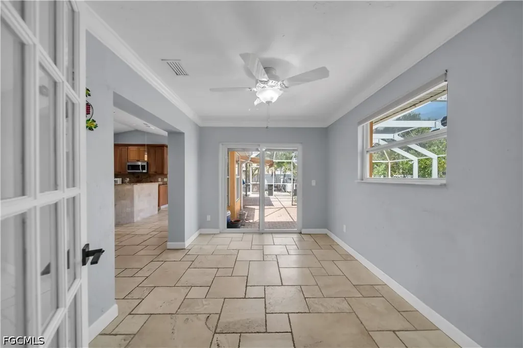 427 SE 19th Terrace Cape Coral FL 33990