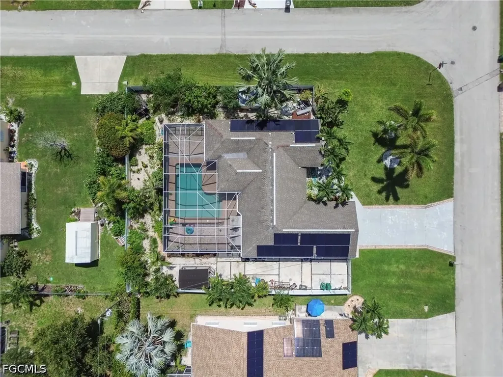 427 SE 19th Terrace Cape Coral FL 33990