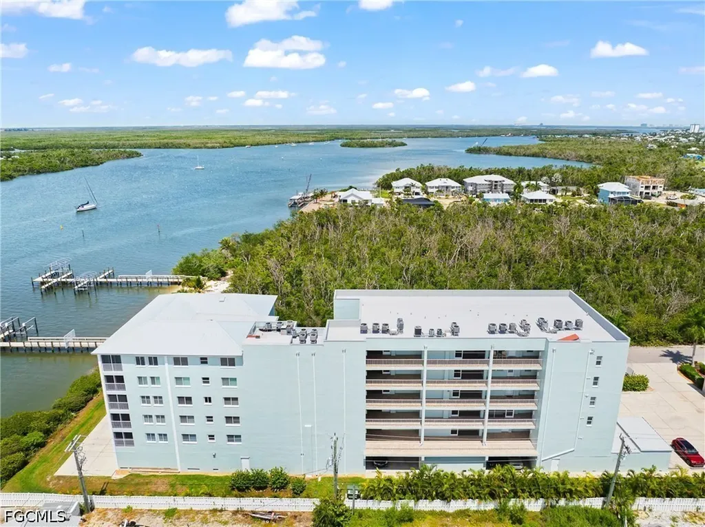 345 Mango Street Fort Myers Beach FL 33931