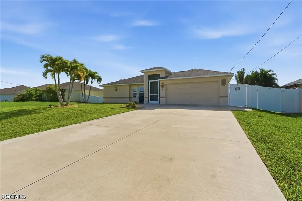 317 SW 25th Avenue Cape Coral FL 33991