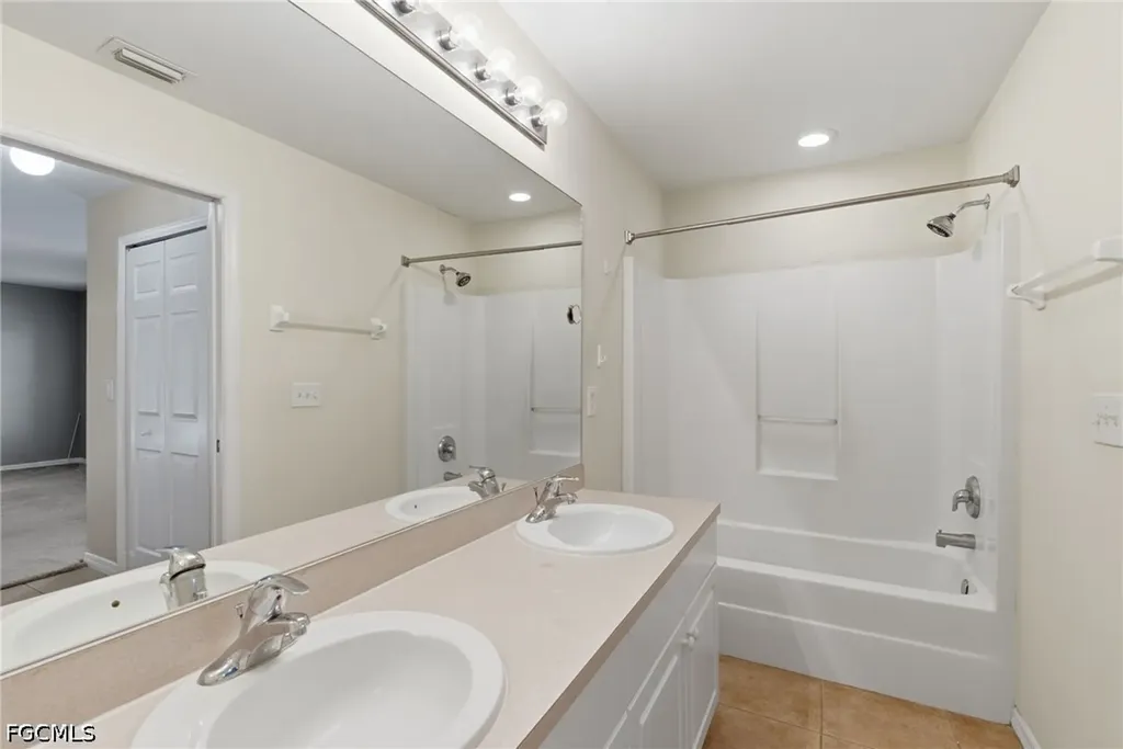 317 SW 25th Avenue Cape Coral FL 33991