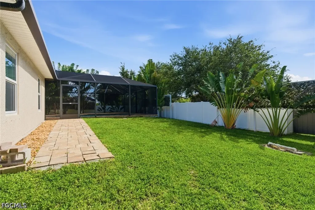 317 SW 25th Avenue Cape Coral FL 33991