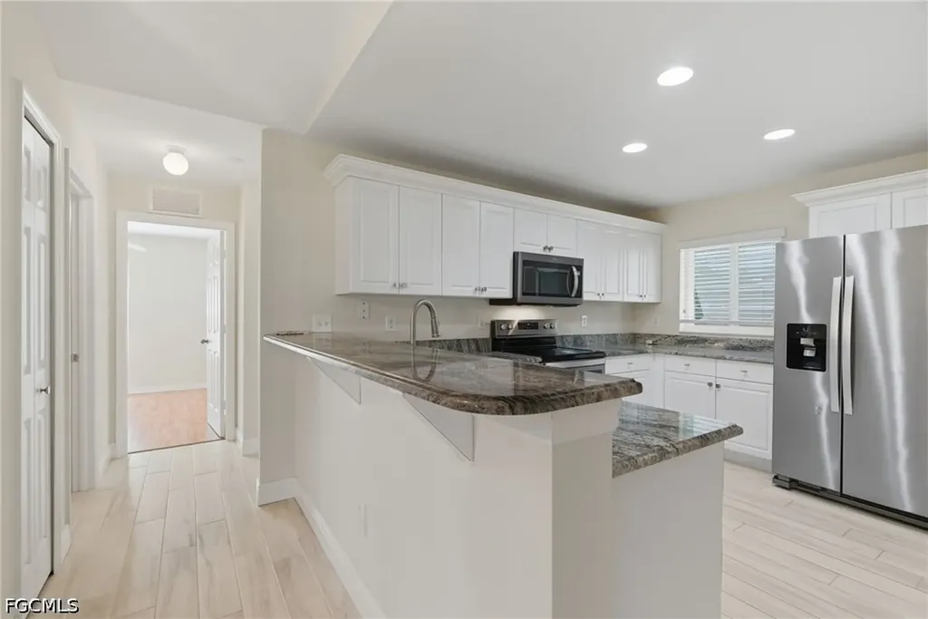 317 SW 25th Avenue Cape Coral FL 33991