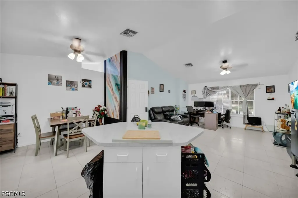 4115 SW 1st Avenue Cape Coral FL 33914
