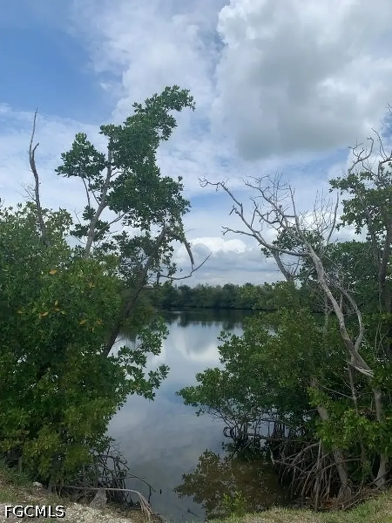 2414 Palm Ridge Road Sanibel FL 33957