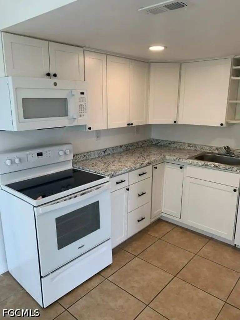 2414 Palm Ridge Road Sanibel FL 33957