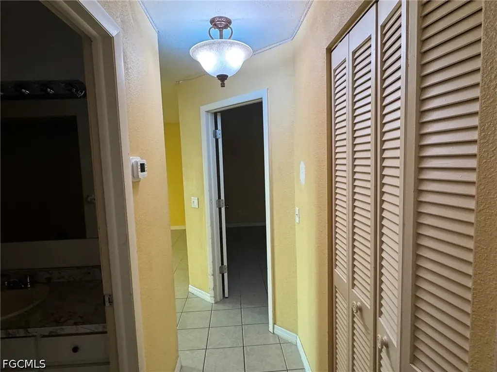 607 SE 47th Street Cape Coral FL 33904