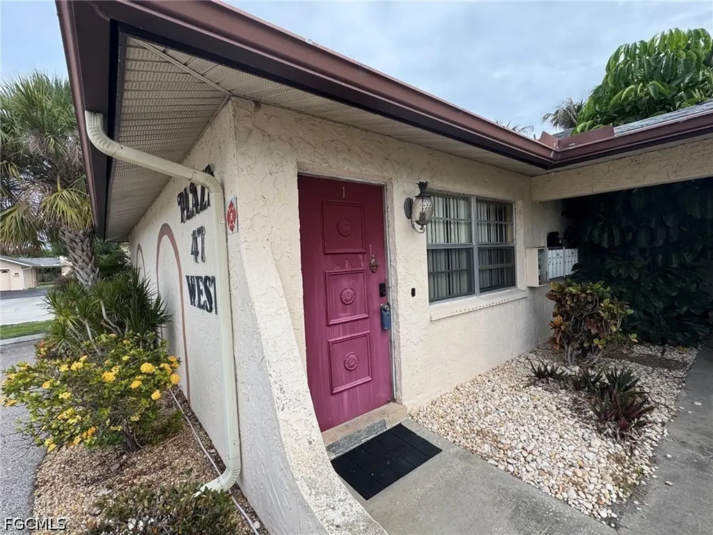 607 SE 47th Street Cape Coral FL 33904