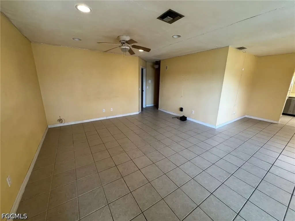 607 SE 47th Street Cape Coral FL 33904
