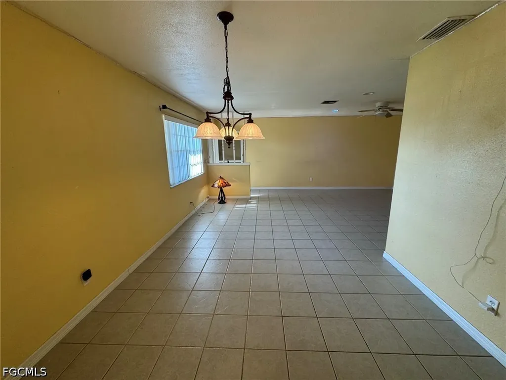 607 SE 47th Street Cape Coral FL 33904
