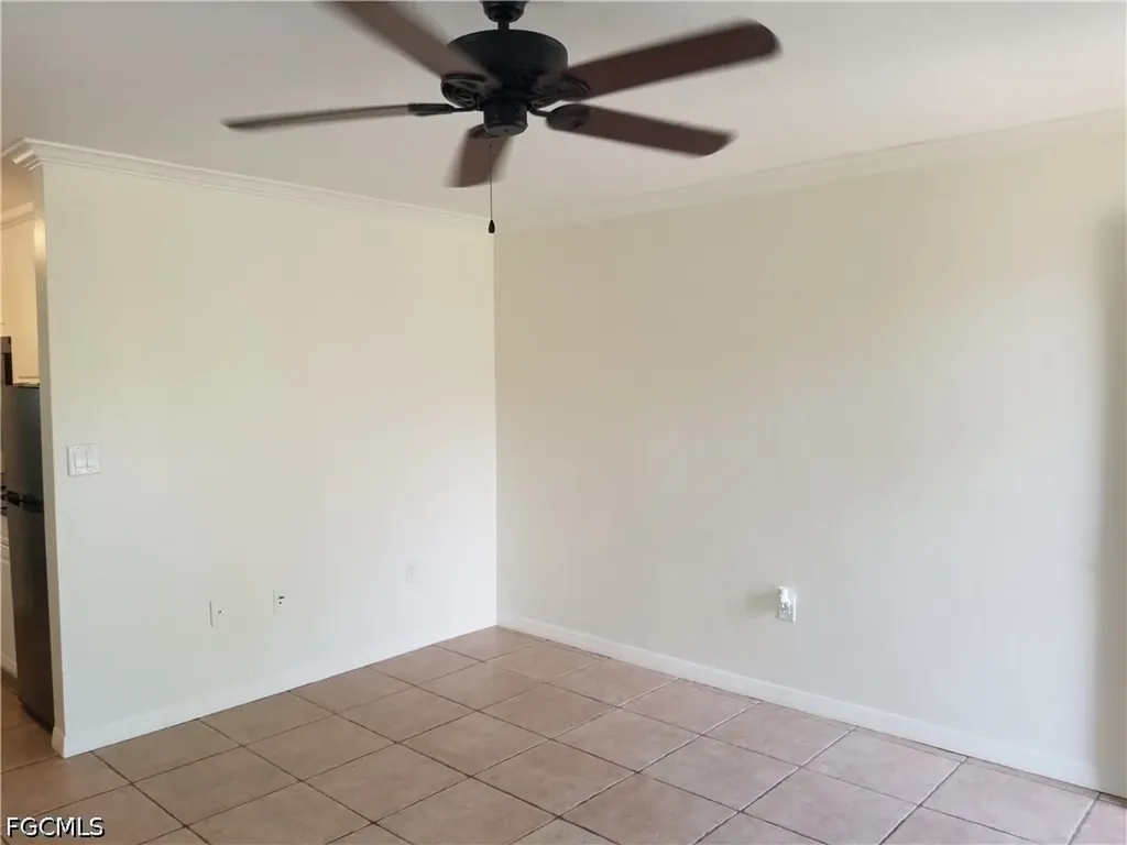8162 Country Road Fort Myers FL 33919