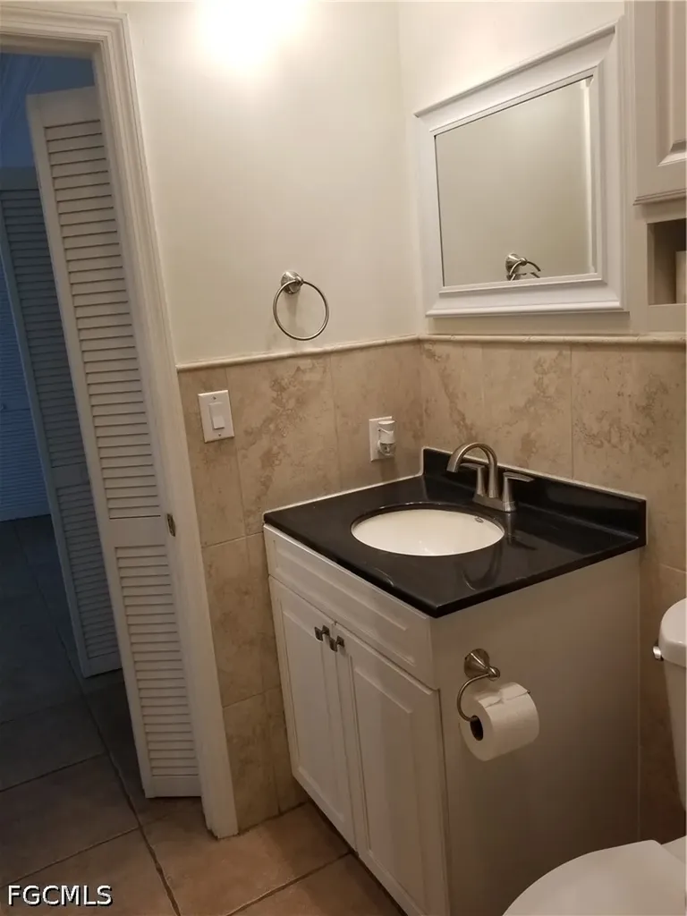 8162 Country Road Fort Myers FL 33919