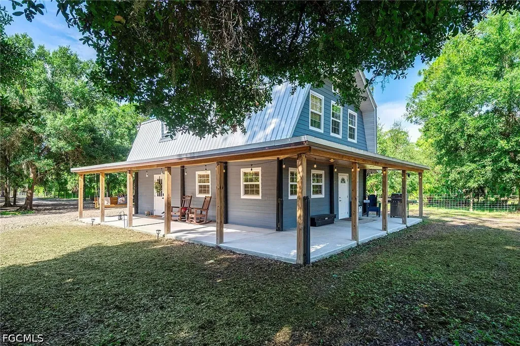 14661 Duke Highway Alva FL 33920