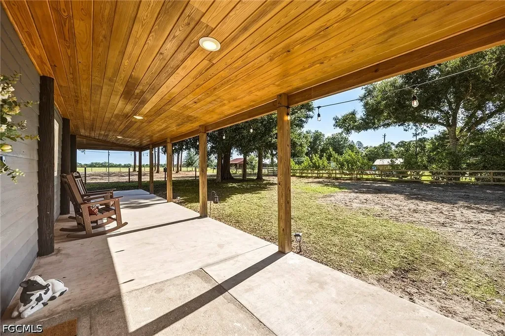 14661 Duke Highway Alva FL 33920
