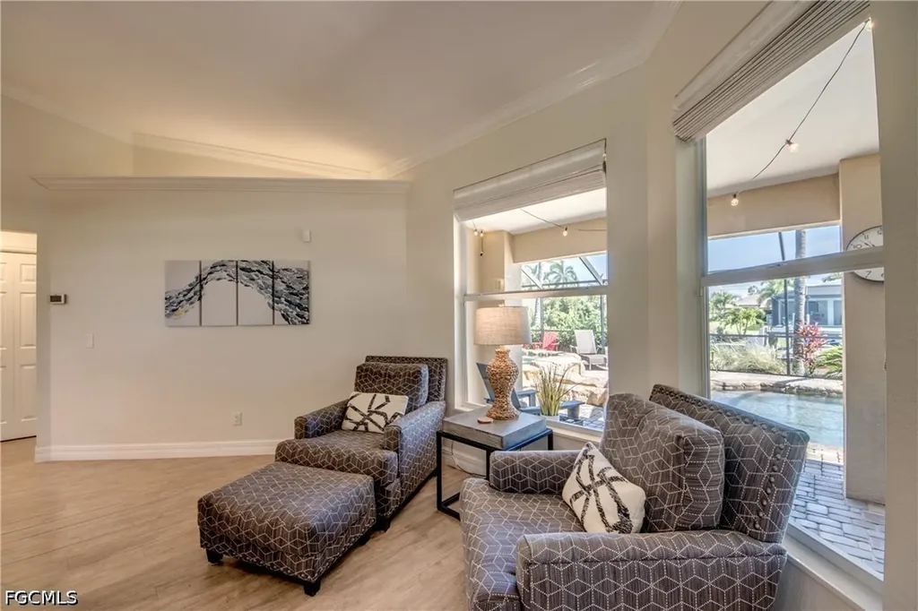 1913 SW 41st Street Cape Coral FL 33914