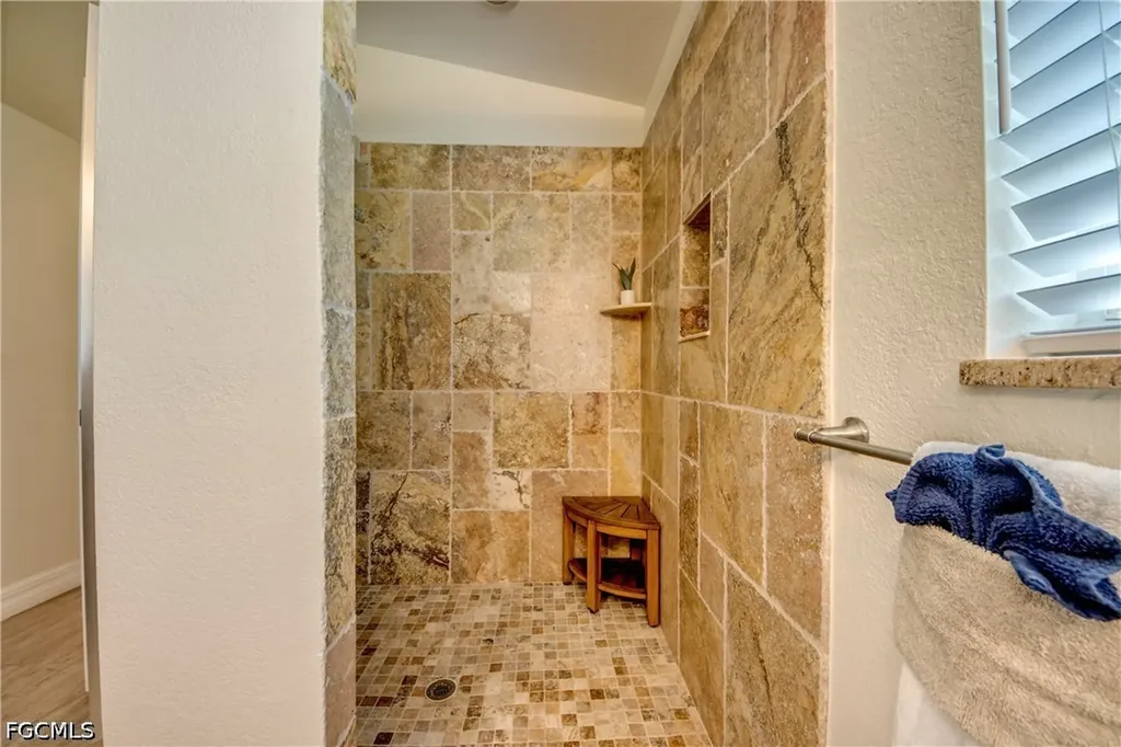 1913 SW 41st Street Cape Coral FL 33914